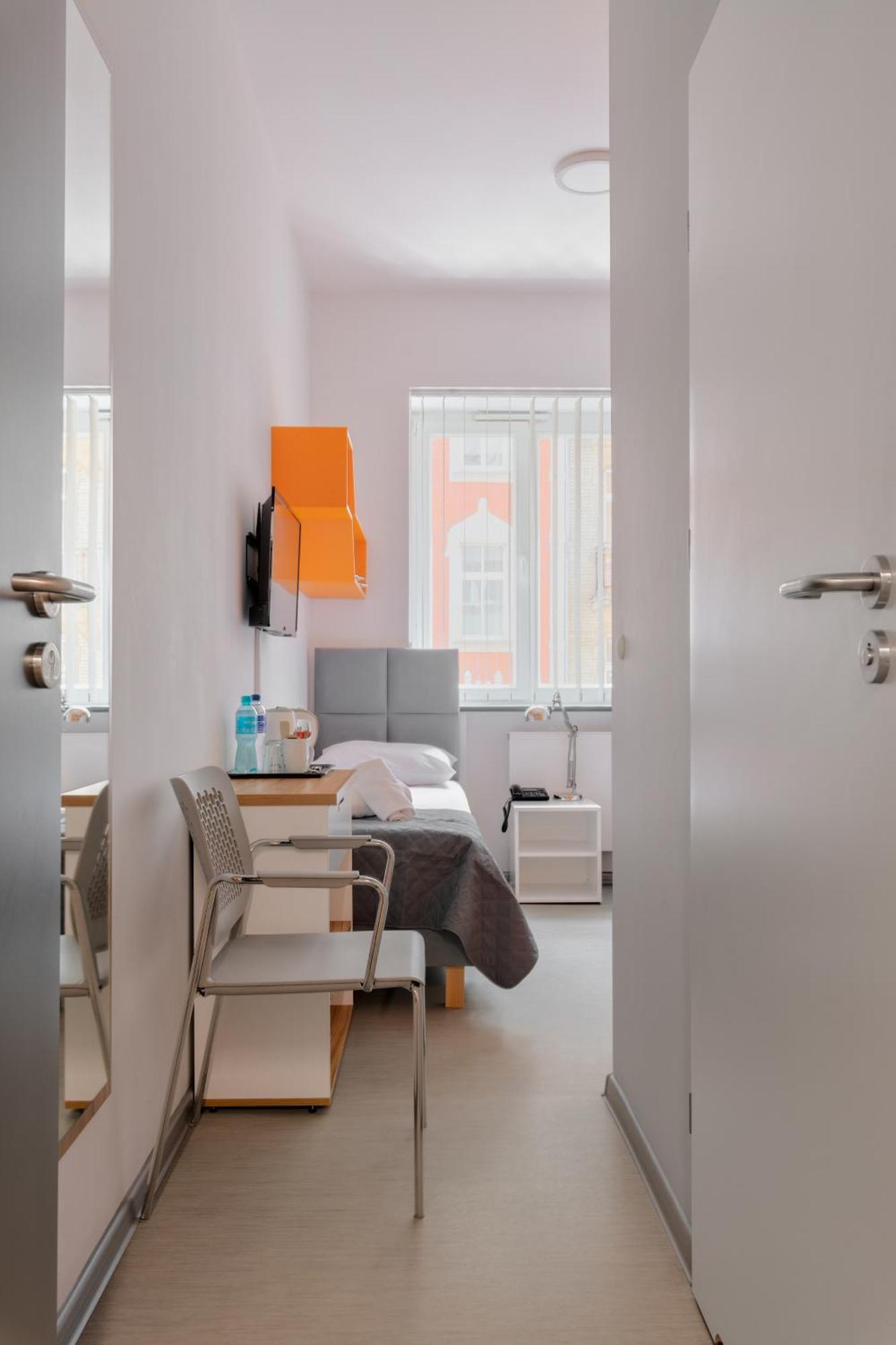 Esperanto Home Катовице Екстериор снимка